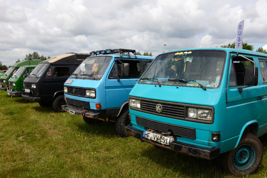 ../Images/VW Bus Festival Berlin 2014 034.jpg